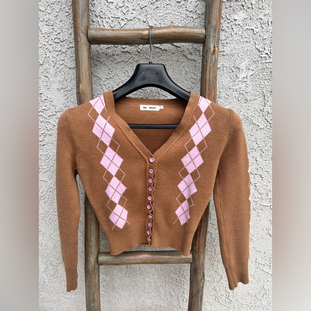 BROWN CARDIGAN